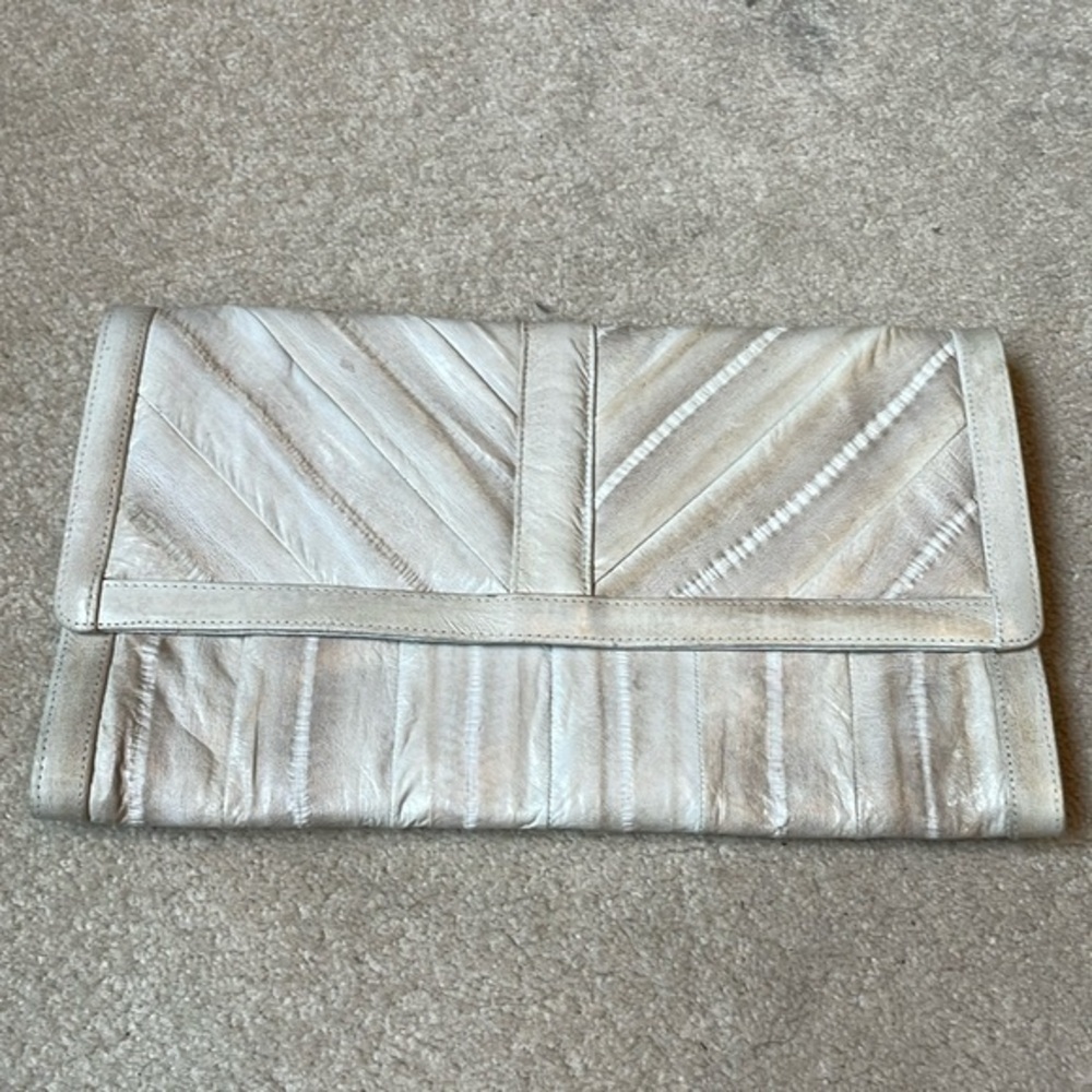 ⛵️ vintage eel Lee Sands light, gray cream, eel skin clutch envelope style